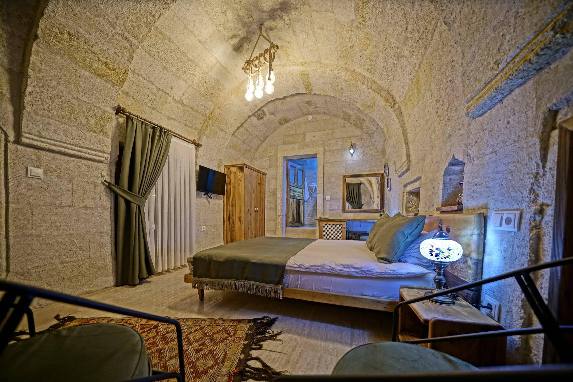 Vigneron Cave Hotel Nevsehir Exterior photo
