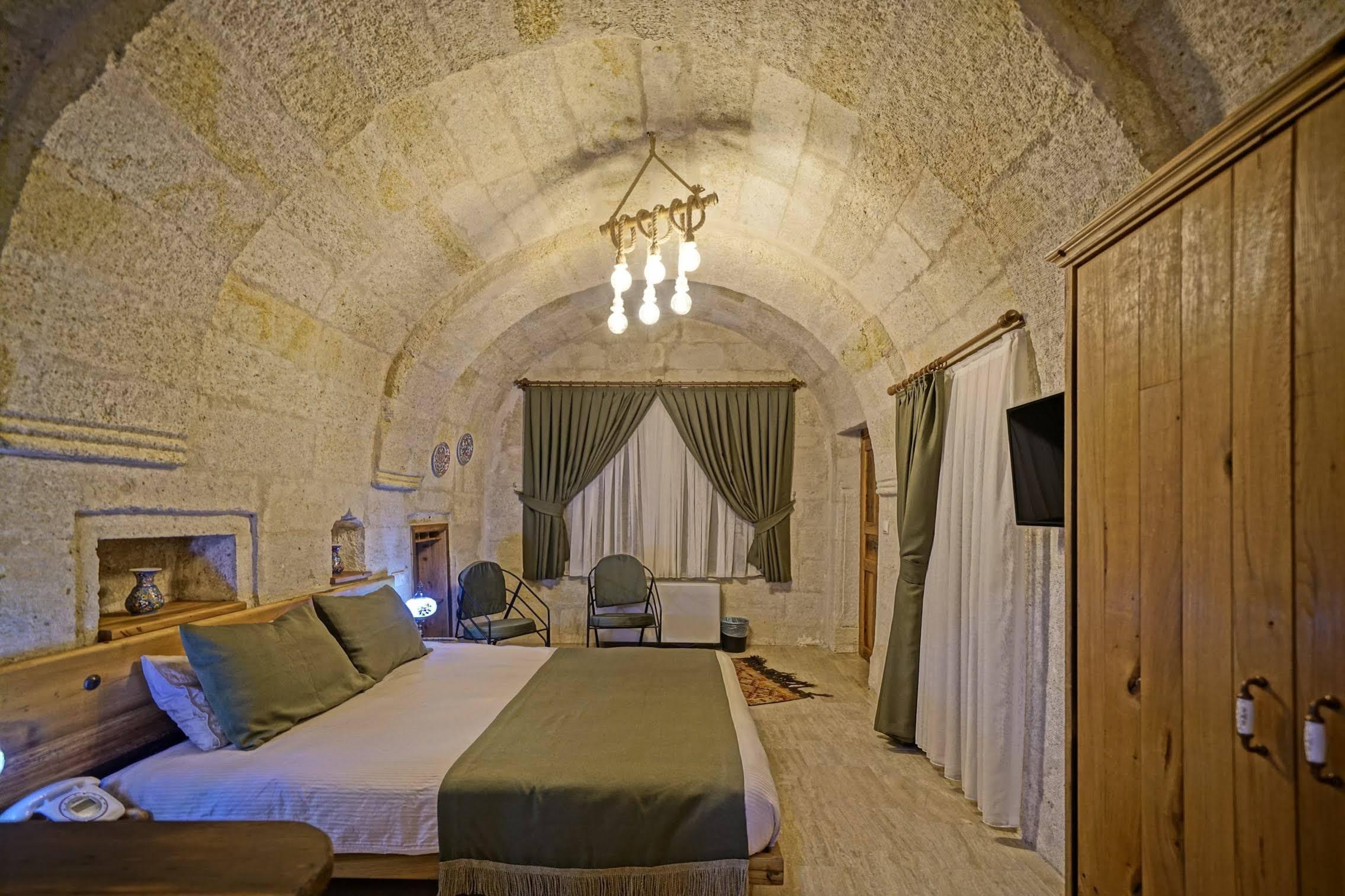Vigneron Cave Hotel Nevsehir Exterior photo